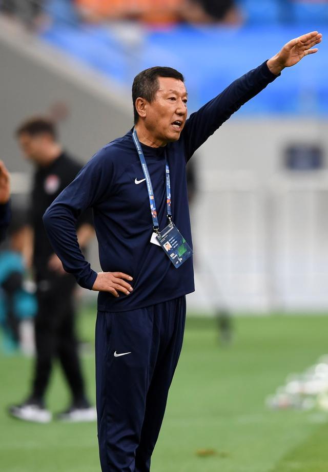 九游体育直播-泰山战亚冠崔康熙重逢得力助手：争出线主要拼日韩